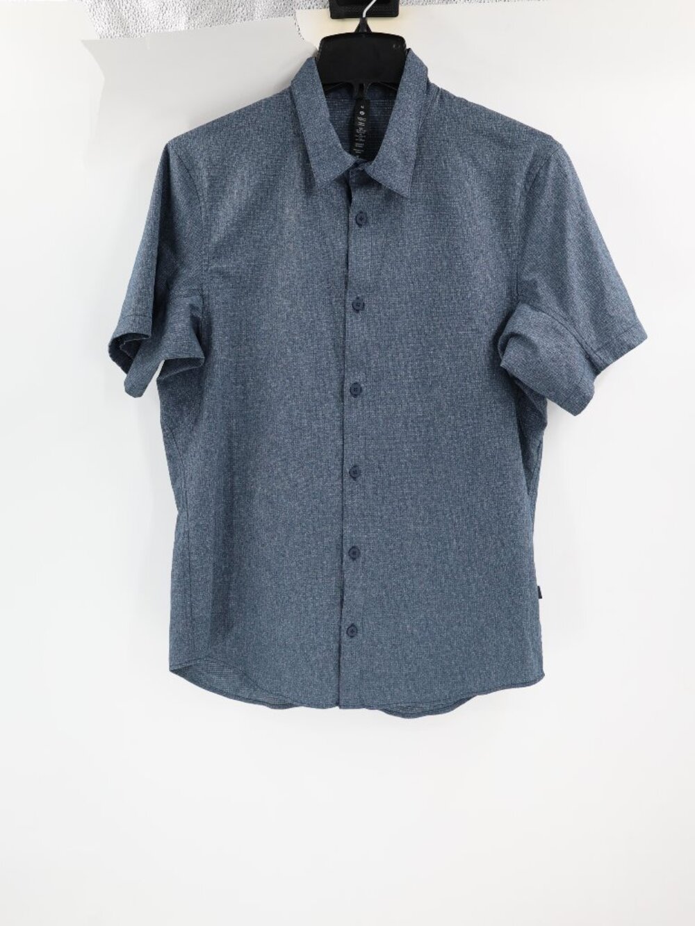 Lululemon Shirt Mens Medium Airing Easy Short Sleeve Button Up Performance Blue